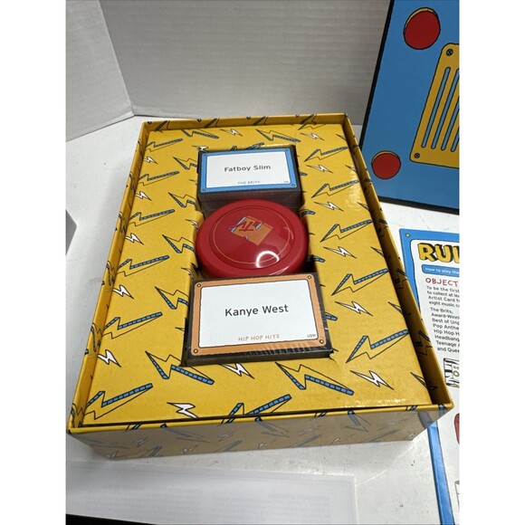 MTV The Throwback Music Party Board Game 4+ Players - Picture 8 of 14